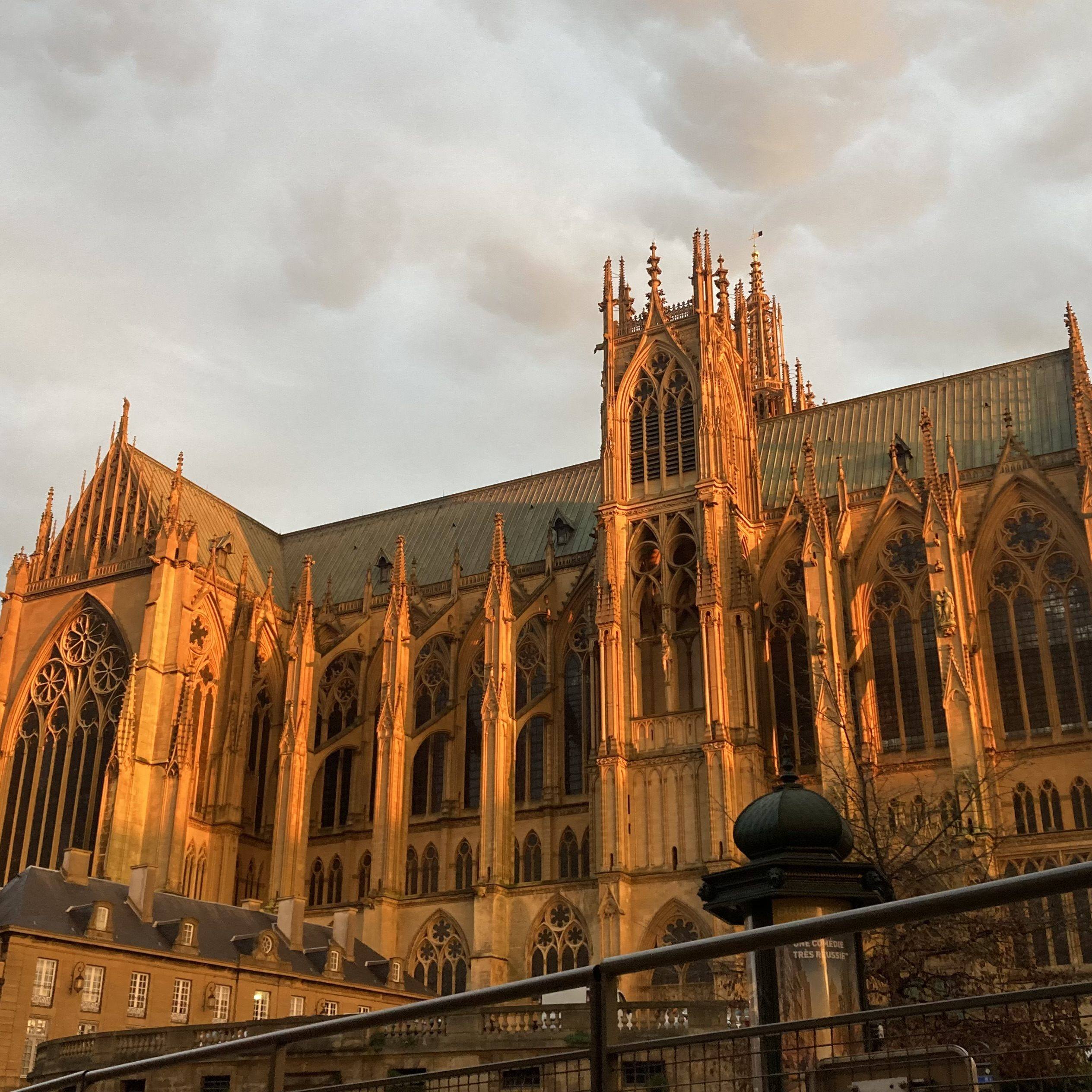 Photo exterieur cathedrale 2